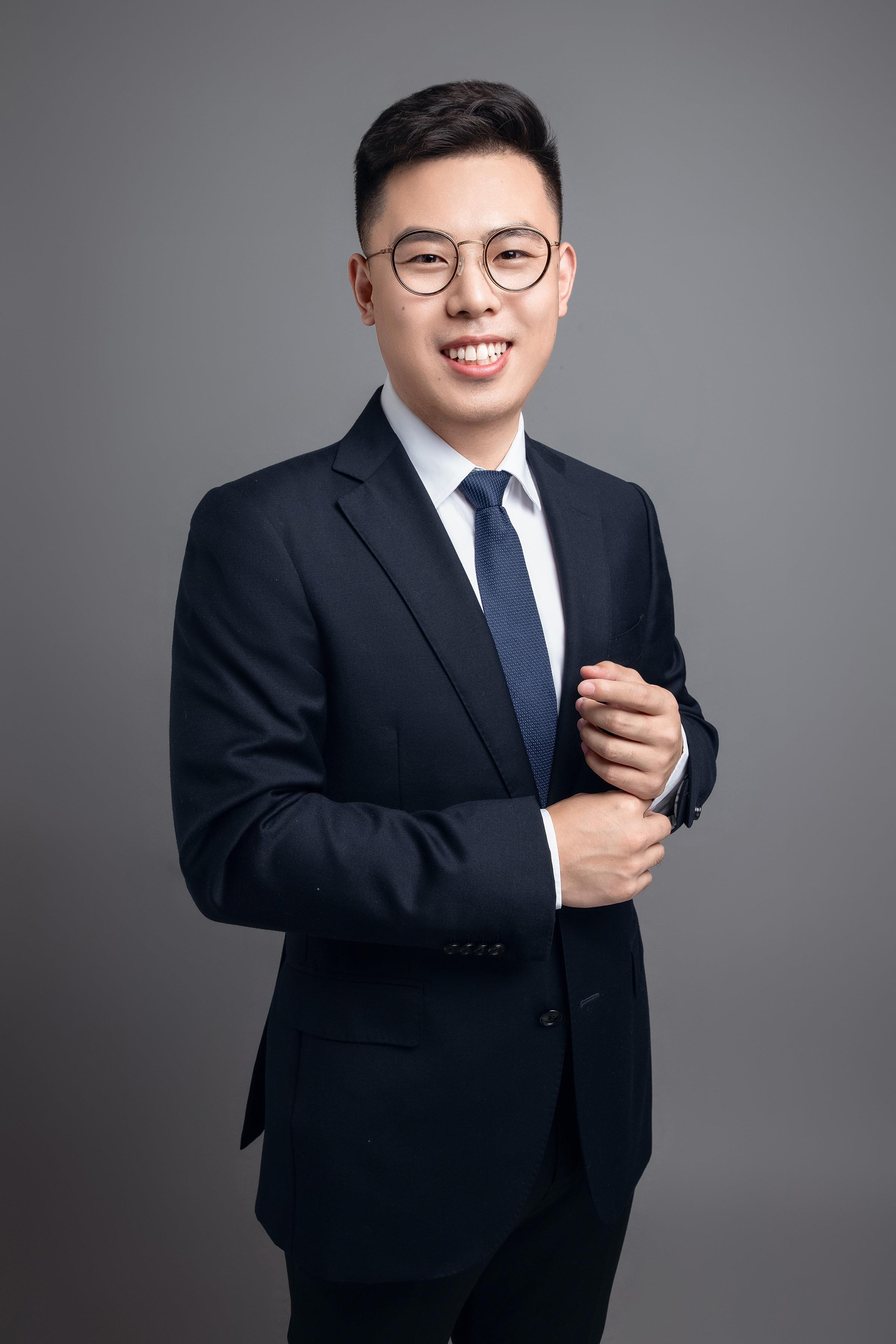 潘道新.jpg 潘道新.jpg